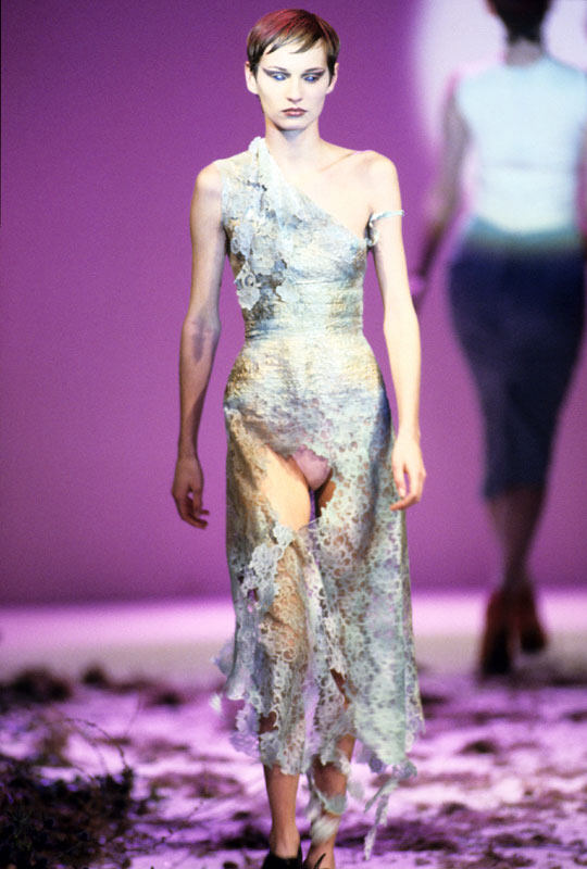 The Enduring Legacy of Alexander McQueen – CR Fashion Book